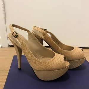 Stuart Weitzman Vevey Embossed Stiletto